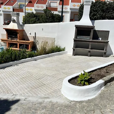 Villamar - Da Areia Branca Praia da Lourinhã